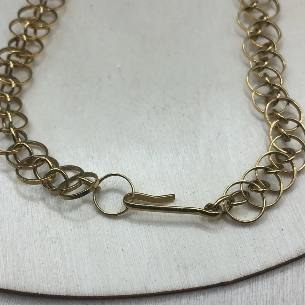 Vintage ringed chain dainty elegant necklace.